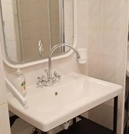 Apartment Tiffany Varallo